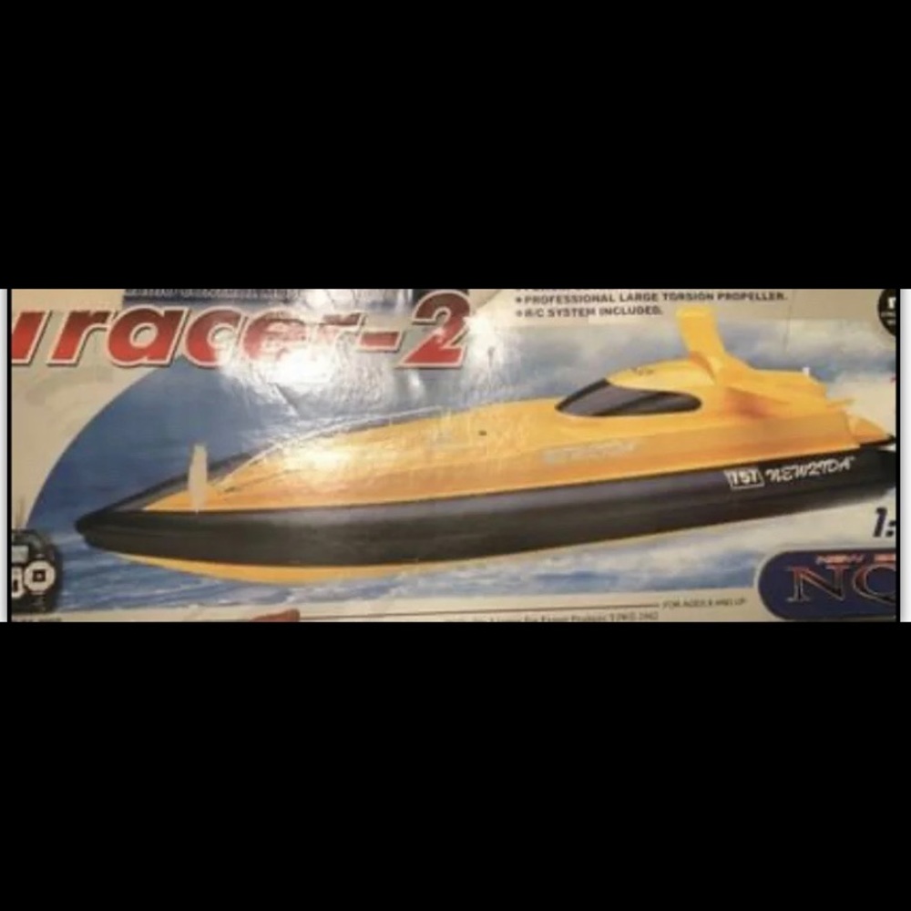 Tracer 2 Rc boat
